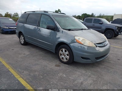 TOYOTA SIENNA 2008