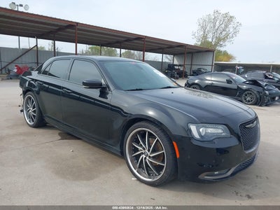 CHRYSLER 300 2016