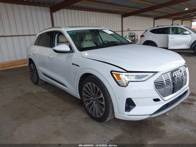 AUDI E-TRON 2019