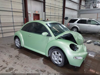 VOLKSWAGEN NEW BEETLE 2003