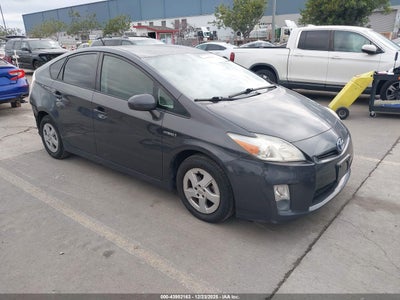 TOYOTA PRIUS 2011