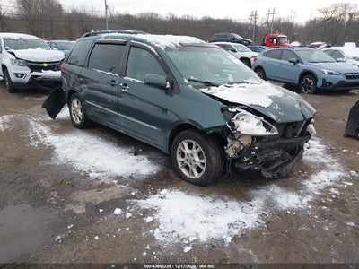 TOYOTA SIENNA 2005