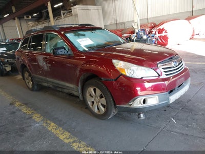 SUBARU OUTBACK 2011