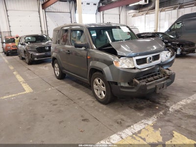 HONDA ELEMENT 2010