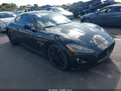 MASERATI GRANTURISMO 2011