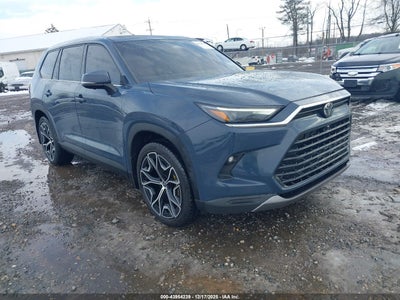 TOYOTA GRAND HIGHLANDER 2024