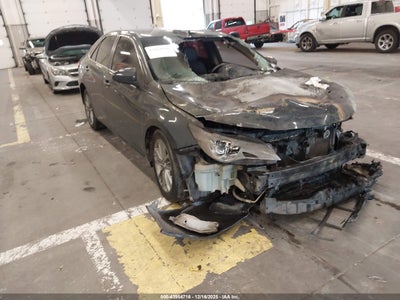 TOYOTA CAMRY 2015