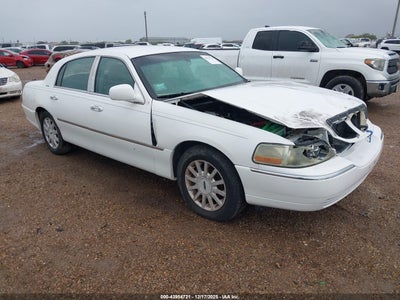 LINCOLN TOWN CAR 2007
