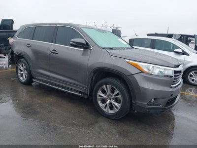 TOYOTA HIGHLANDER 2016