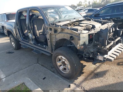 TOYOTA TACOMA 2017