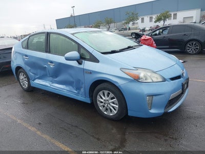 TOYOTA PRIUS PLUG-IN 2014