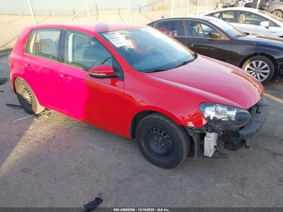 VOLKSWAGEN GOLF 2012