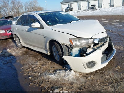 MITSUBISHI LANCER 2016