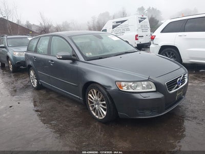 VOLVO V50 2011
