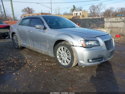 CHRYSLER 300 2013