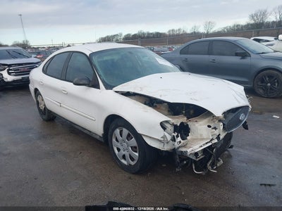 FORD TAURUS 2004