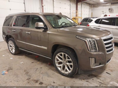CADILLAC ESCALADE 2016