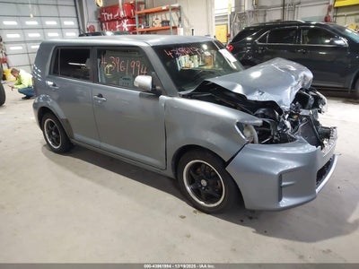 SCION XB 2011