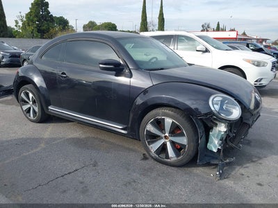 VOLKSWAGEN BEETLE 2013