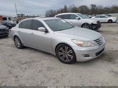 HYUNDAI GENESIS 2011
