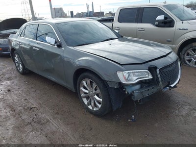 CHRYSLER 300 2018