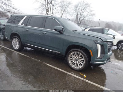 CADILLAC ESCALADE ESV 2025