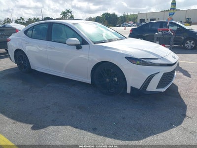 TOYOTA CAMRY 2025