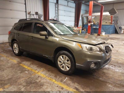 SUBARU OUTBACK 2016