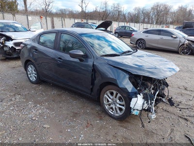 TOYOTA YARIS IA 2017