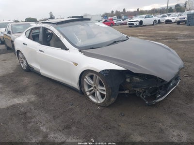 TESLA MODEL S 2015