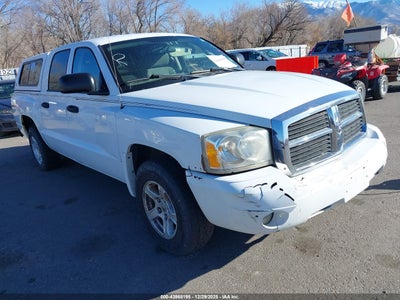 DODGE DAKOTA 2006