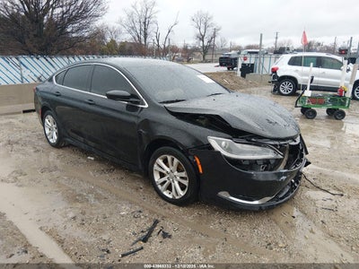 CHRYSLER 200 2015
