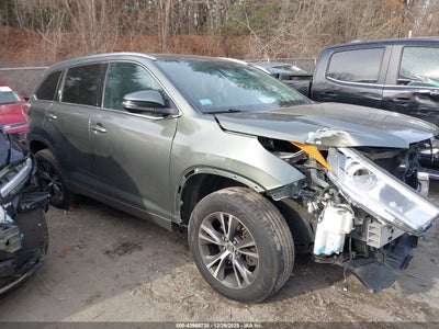 TOYOTA HIGHLANDER 2016