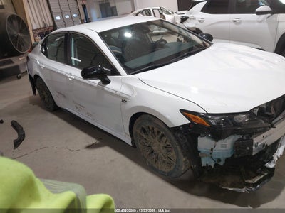 TOYOTA CAMRY 2023