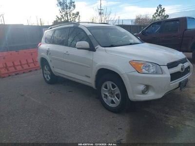 TOYOTA RAV4 2011