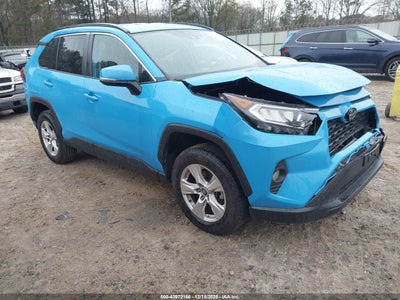 TOYOTA RAV4 2021