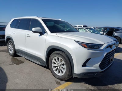 TOYOTA GRAND HIGHLANDER 2025