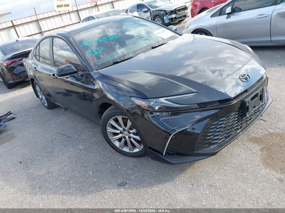 TOYOTA CAMRY 2025