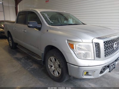 NISSAN TITAN 2018