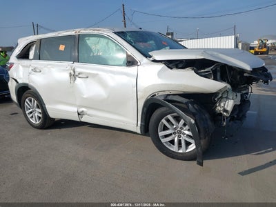 TOYOTA HIGHLANDER 2016