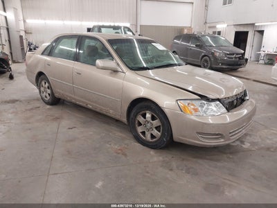 TOYOTA AVALON 2001
