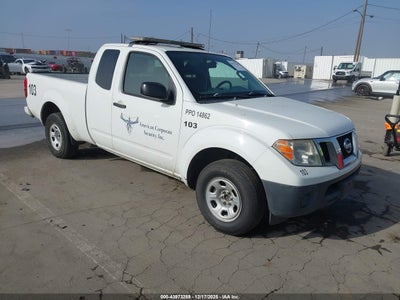 NISSAN FRONTIER 2017