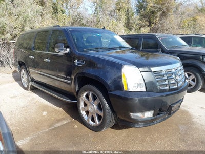CADILLAC ESCALADE ESV 2011