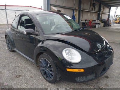 VOLKSWAGEN NEW BEETLE 2008