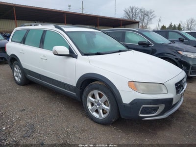 VOLVO XC70 2010
