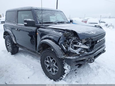 FORD BRONCO 2021