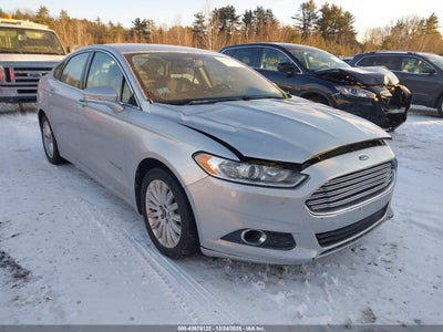 FORD FUSION HYBRID 2013