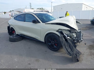 FORD MUSTANG MACH-E 2025