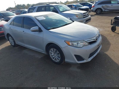 TOYOTA CAMRY 2014