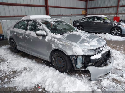 VOLKSWAGEN JETTA 2013